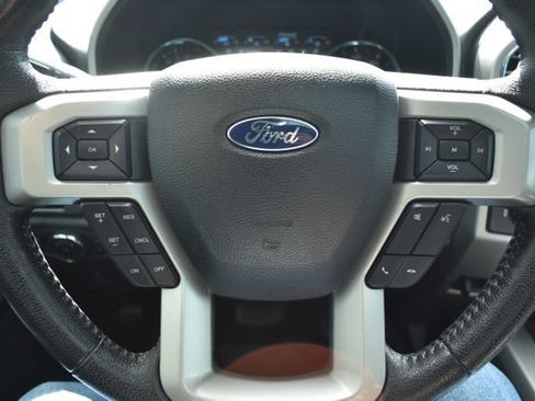Used 2015 Ford F150 Lariat w/ Equipment Group 502A Luxury AWD/4WD image 24