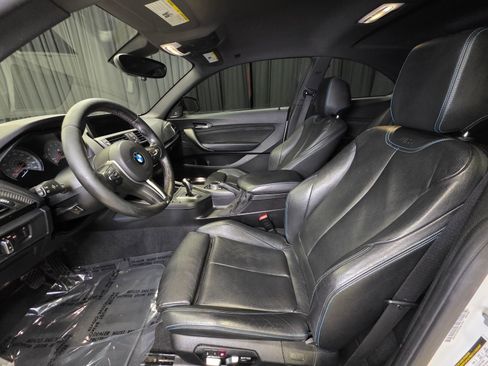 Used 2016 BMW M2 RWD image 2