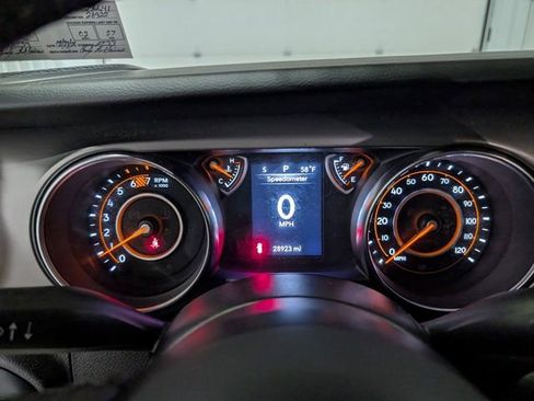 Used 2022 Jeep Wrangler Unlimited Sport image 13