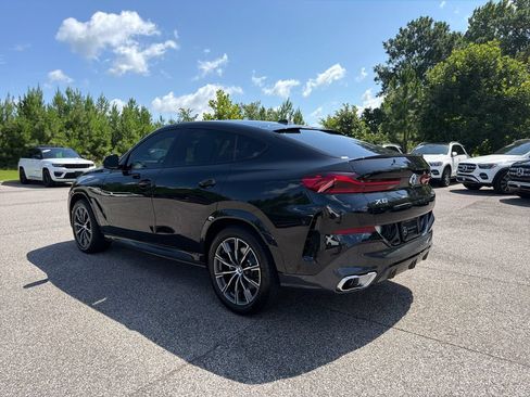 Used 2025 BMW X6 xDrive40i w/ Climate Comfort Package AWD/4WD image 9