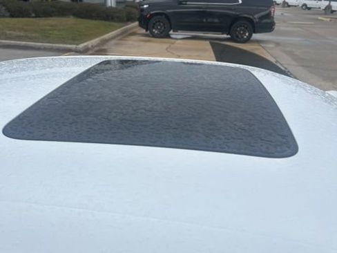 Used 2022 Chevrolet Camaro LT image 7