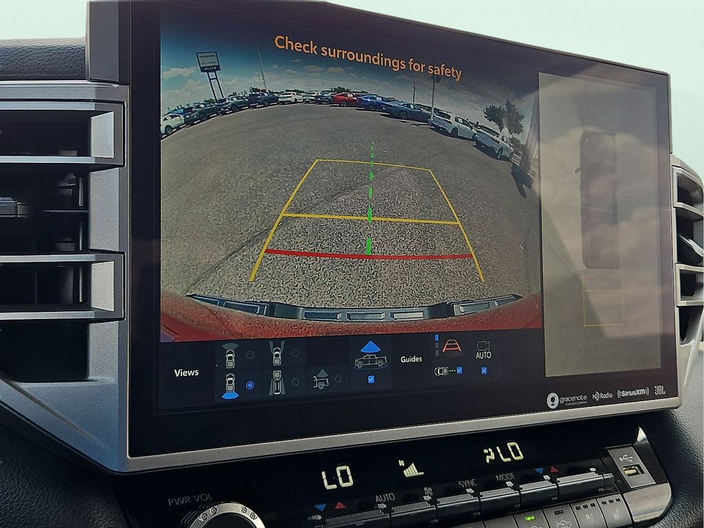 Used 2023 Toyota Tundra Limited AWD/4WD image 16