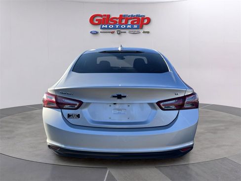 Used 2020 Chevrolet Malibu LT image 4