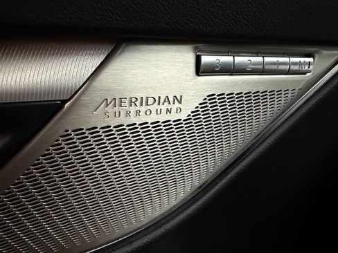 Used 2022 Jaguar F-PACE S image 20