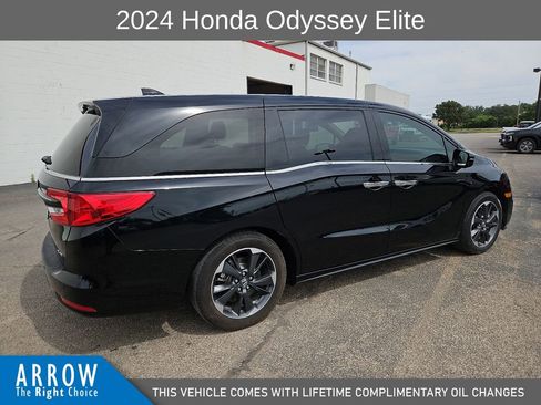 Used 2024 Honda Odyssey Elite image 13