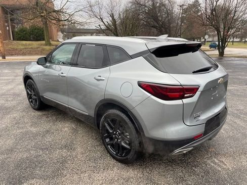 Used 2023 Chevrolet Blazer Premier image 7