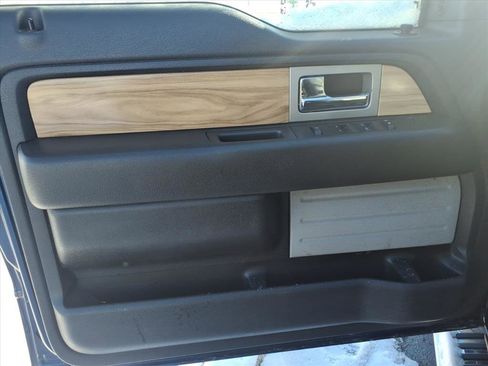 Used 2011 Ford F150 Lariat w/ Lariat Chrome Pkg image 10