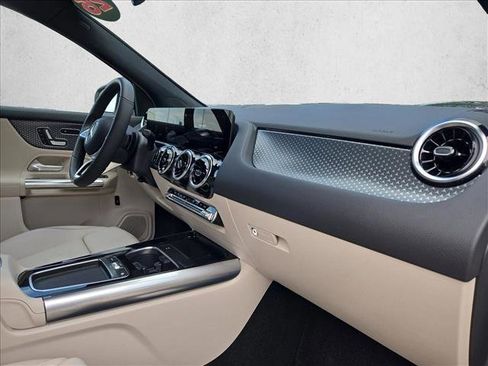 Certified 2026 Mercedes-Benz GLA 250 image 20