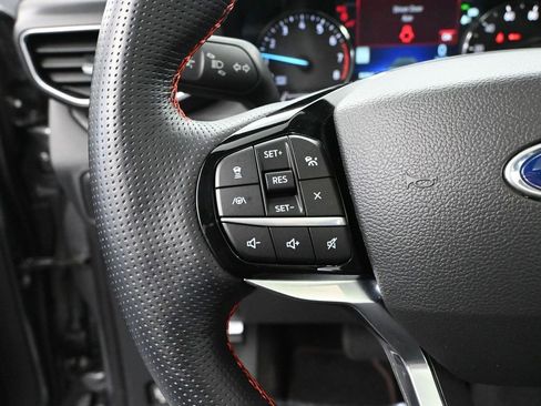 Used 2022 Ford Explorer ST-Line w/ Class IV Trailer Tow Package image 29