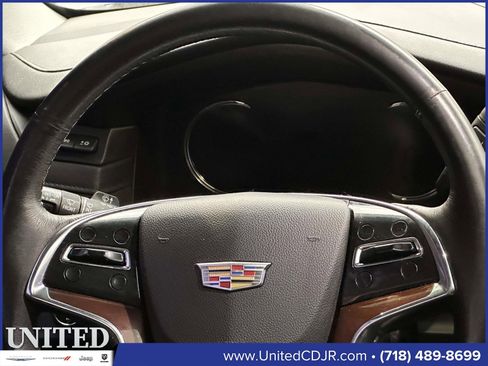 Used 2019 Cadillac Escalade ESV Luxury image 22