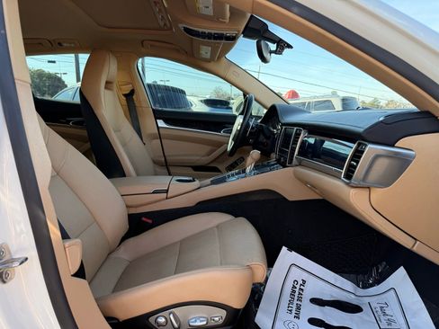 Used 2016 Porsche Panamera Edition image 31