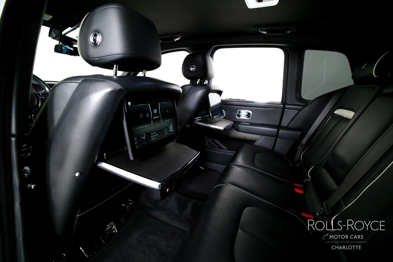Used 2020 Rolls-Royce Cullinan AWD/4WD image 20