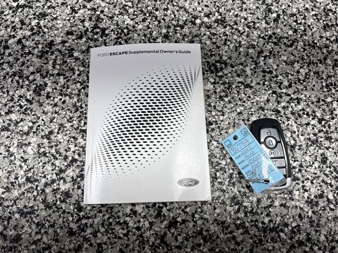 Used 2025 Ford Escape Platinum image 20