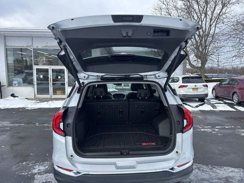 Used 2018 GMC Terrain SLT w/ Preferred Package image 7