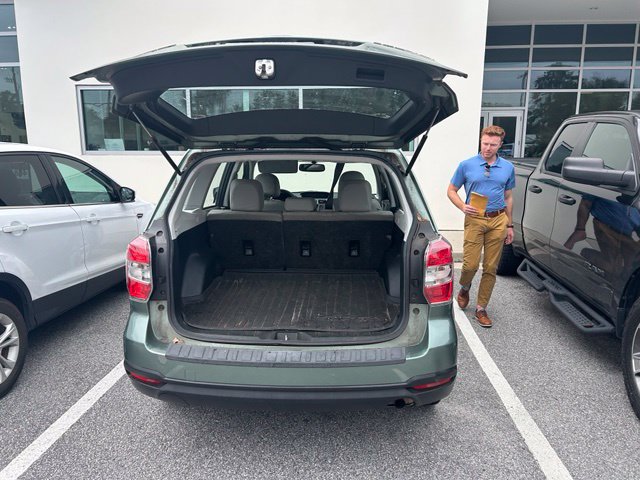 Used 2016 Subaru Forester 2.5i w/ Alloy Wheel Package AWD/4WD image 5