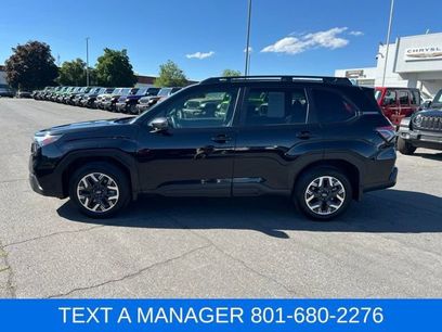 Used 2025 Subaru Forester Premium w/ Convenience Package #2