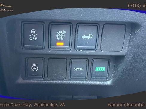 Used 2017 Nissan Rogue SV w/ SV Premium Package FWD image 26