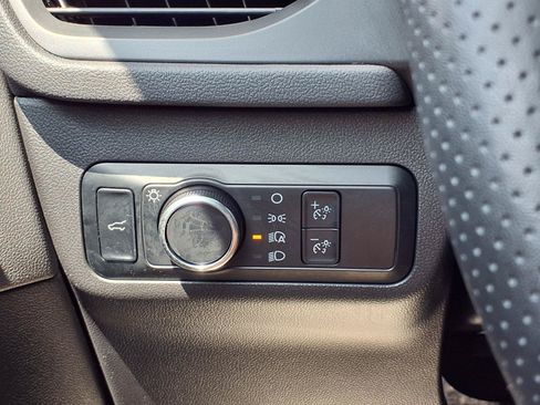 Used 2024 Ford Escape ST-Line w/ Tech Pack #1 AWD/4WD image 19
