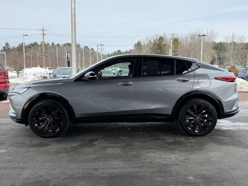 Used 2024 Buick Envista Sport Touring w/ Convenience I Package image 8