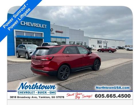 Used 2023 Chevrolet Equinox RS w/ RS Leather Package AWD/4WD image 9