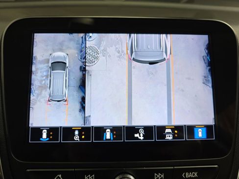 Used 2022 Chevrolet Equinox LT image 25