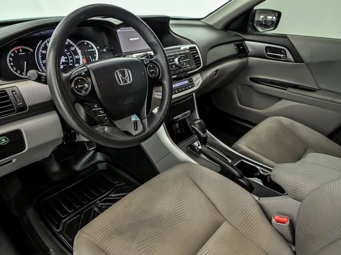 Used 2015 Honda Accord LX image 11