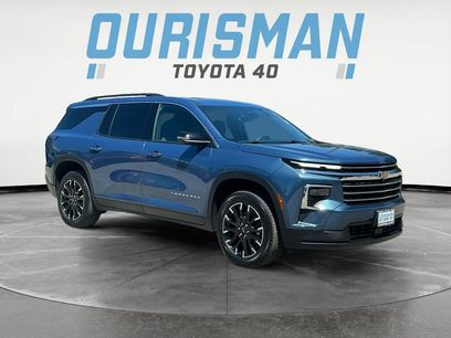 Used 2025 Chevrolet Traverse LT w/ Enhanced Driving Package