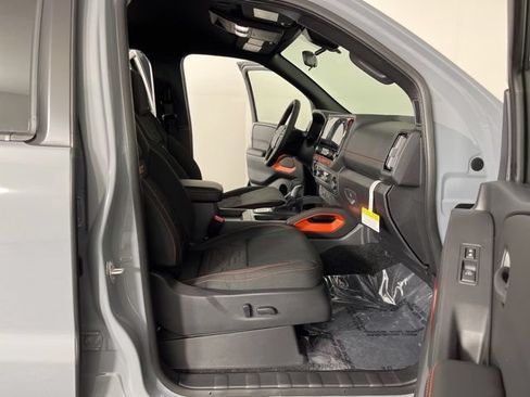 New 2026 Nissan Frontier PRO-4X w/ Tow Package AWD/4WD image 41