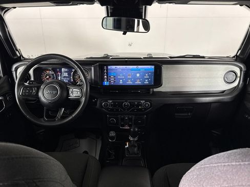 Used 2024 Jeep Wrangler Unlimited Sport AWD/4WD image 29
