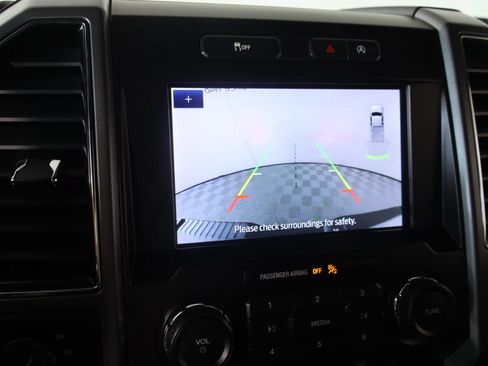 Used 2020 Ford F150 XLT w/ Equipment Group 302A Luxury AWD/4WD image 6