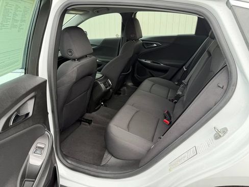 Used 2024 Chevrolet Malibu LT FWD image 16