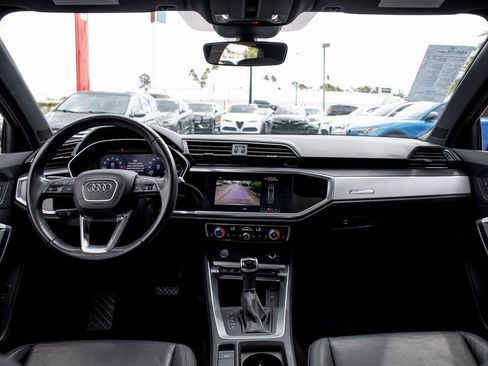 Used 2020 Audi Q3 2.0T Premium w/ Convenience Package image 32