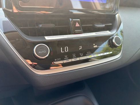 Used 2024 Toyota Corolla LE FWD image 29