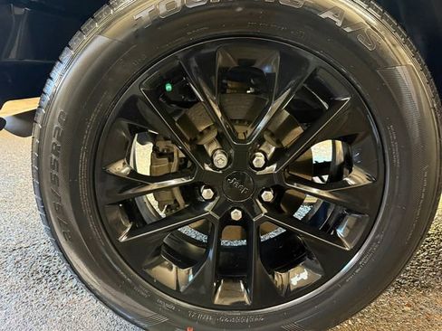 Used 2021 Jeep Wrangler Unlimited Sahara image 11