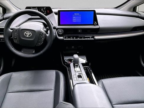 Used 2026 Toyota Prius XLE w/ Protection Package #3 (TMS) FWD image 8