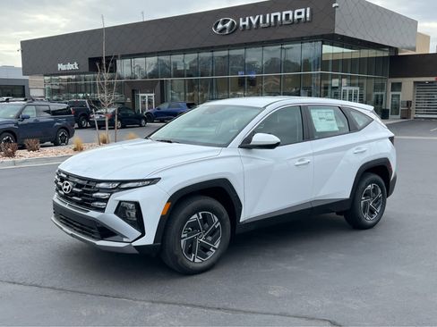 New 2026 Hyundai Tucson Blue SE AWD/4WD image 1