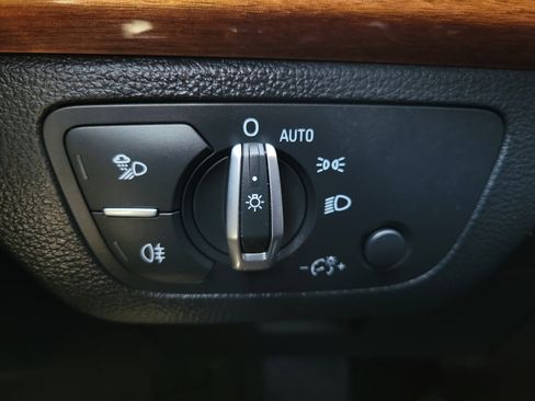 Certified 2023 Audi Q5 e Premium Plus AWD/4WD image 27