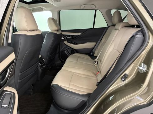 Used 2023 Subaru Outback Limited AWD/4WD image 18