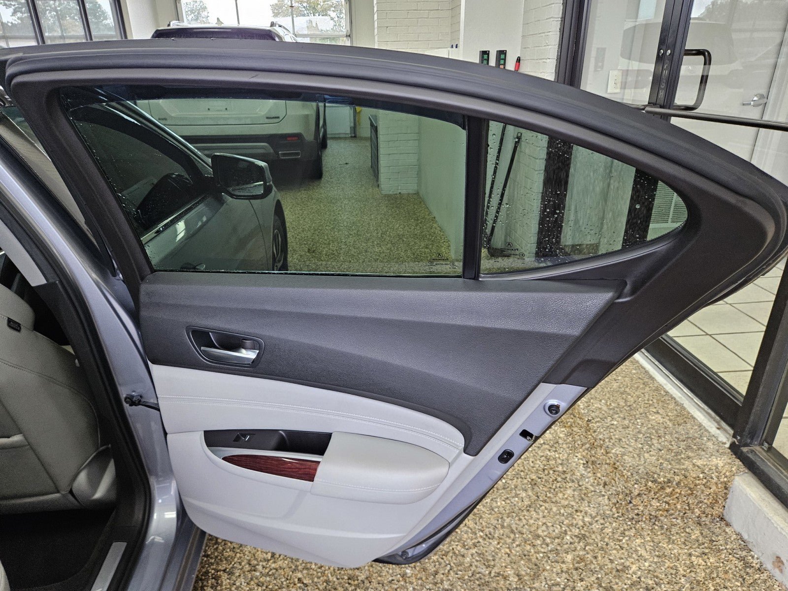 Used 2016 Acura TLX FWD image 14