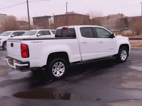 Used 2022 Chevrolet Colorado LT w/ LT Convenience Package image 8