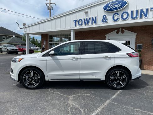 Certified 2023 Ford Edge ST AWD/4WD image 8