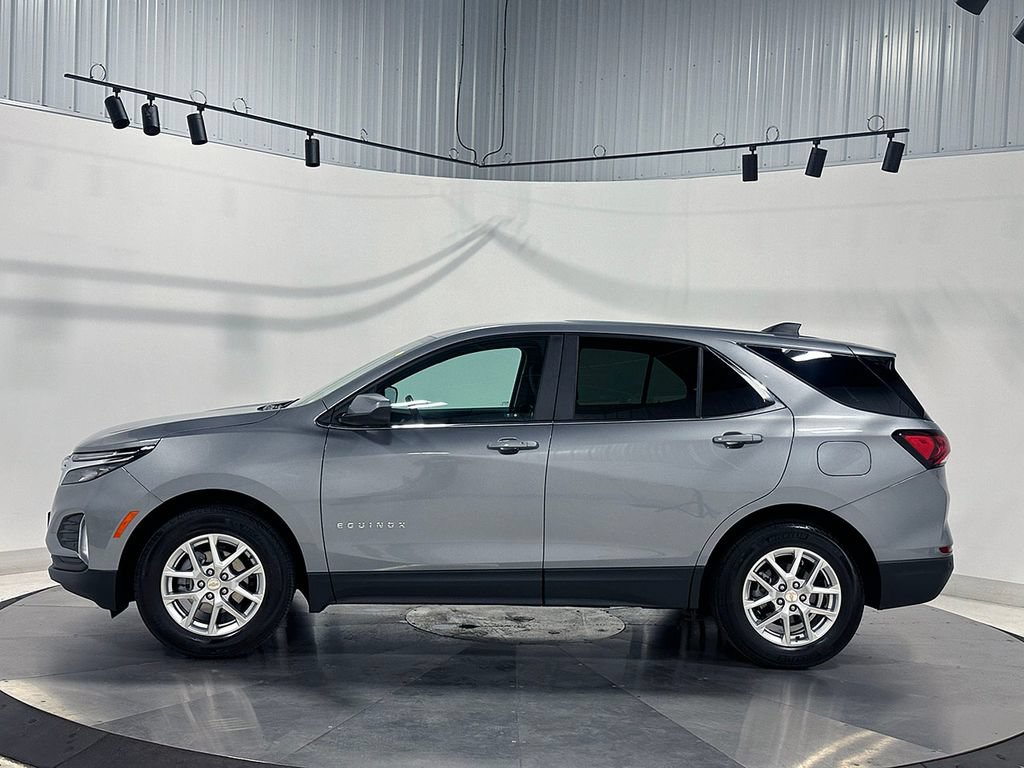 Used 2024 Chevrolet Equinox LT FWD image 15