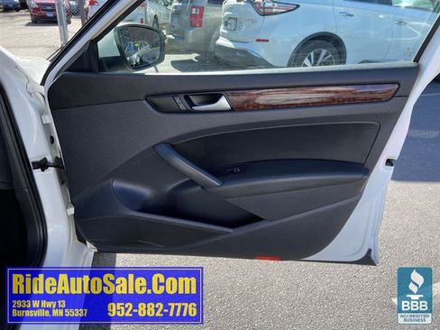 Used 2013 Volkswagen Passat 2.5 SEL image 13