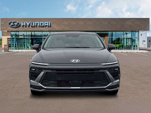New 2026 Hyundai Sonata Limited FWD image 12