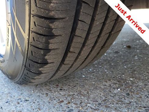 Used 2023 Toyota Camry LE image 29