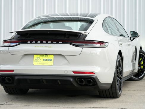 Used 2023 Porsche Panamera 4S image 5