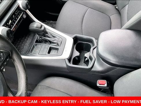 Used 2020 Toyota RAV4 LE w/ All Weather Liner Package AWD/4WD image 18