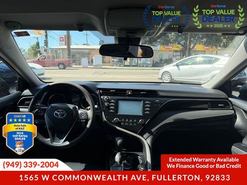 Used 2019 Toyota Camry LE FWD image 29