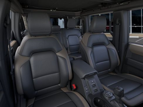 New 2025 Ford Bronco Big Bend AWD/4WD image 19