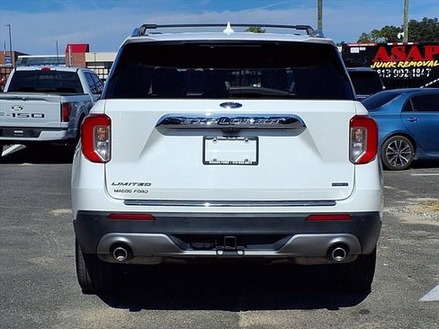 Used 2022 Ford Explorer Limited image 6